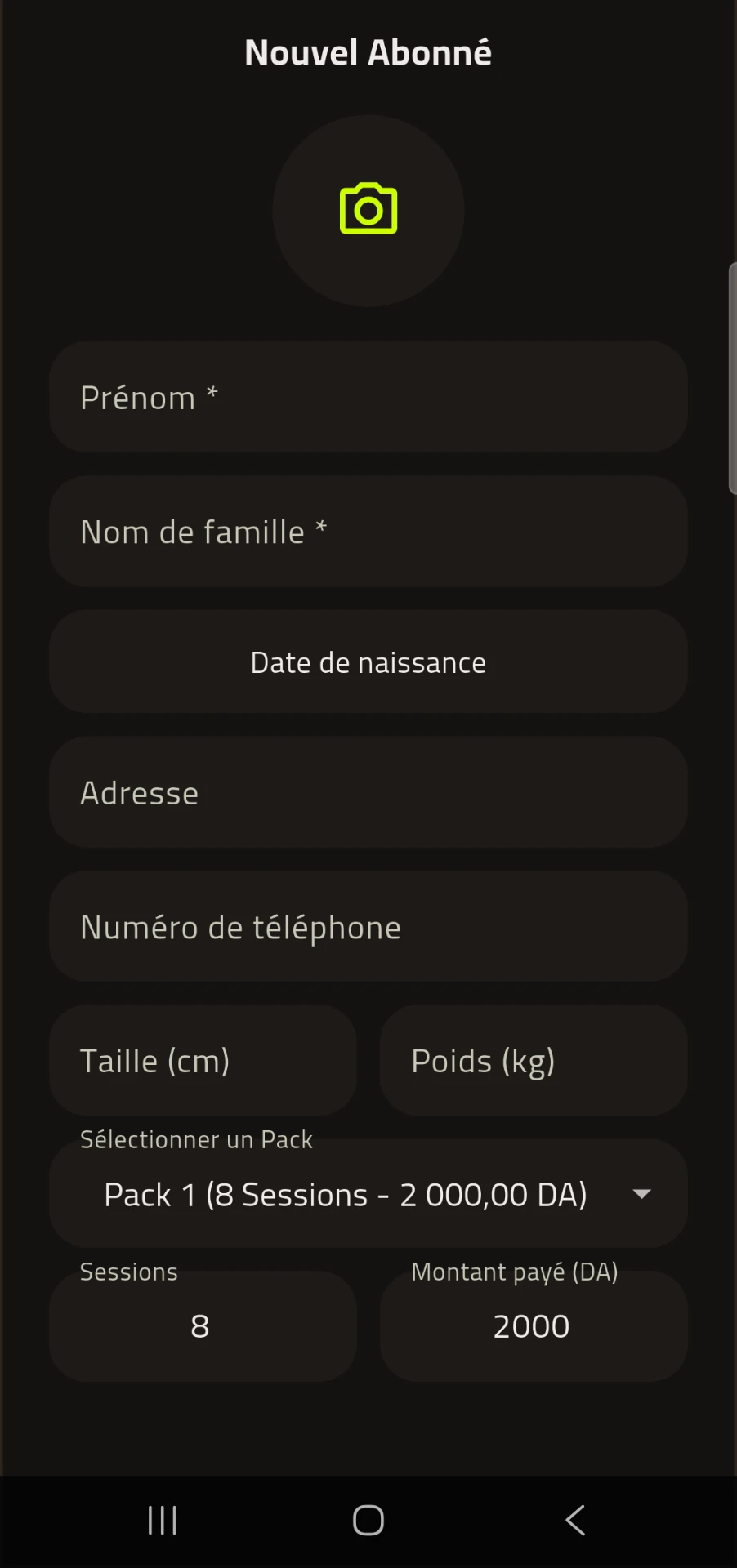 Ajoutez un adhérent avec photo, coordonnées, forfait, séances et montant payé.